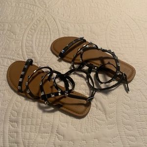 NWT Black sandals